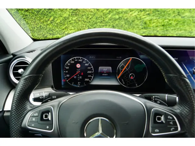 Mercedes-Benz E-Klasse E 250 Ambition 2016 Benzine 29