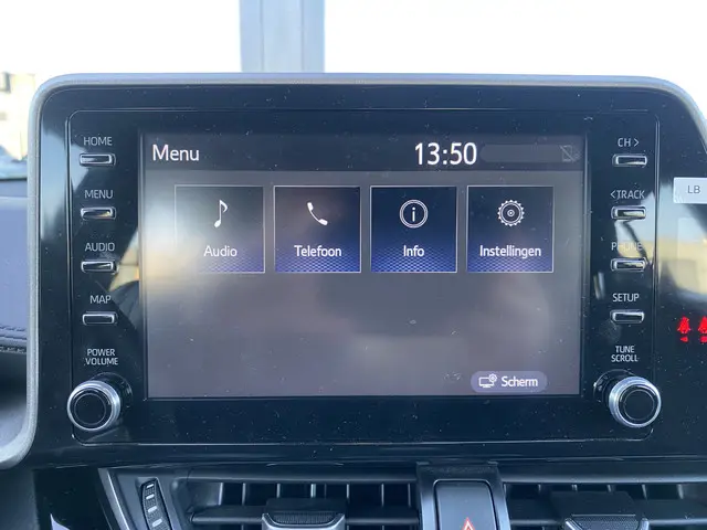 Toyota C-HR 1.8 Hybrid Active 2023 Hybride Benzine 20