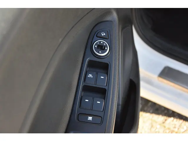 Hyundai i20 1.0 T-GDI Comfort 2016 Benzine 6