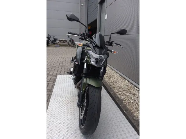 Kawasaki Z650 ABS 2018 Benzine 4