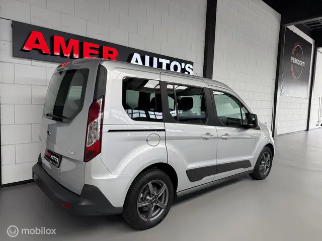 Ford Tourneo Connect Compact 1.6 Titanium 2015 Benzine 4