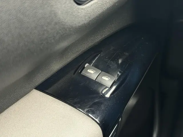 Citroën C4 Cactus 1.2 PureTech Feel 2018 Benzine 32