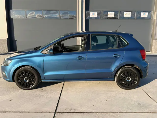 Volkswagen Polo 1.0 Comfortline 2015 Benzine 3