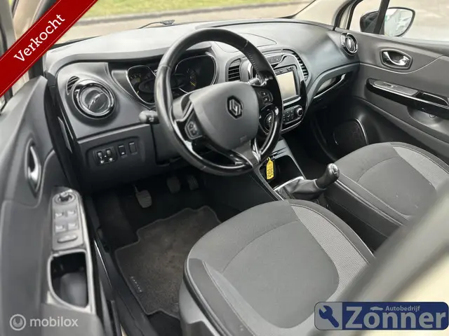 Renault Captur 0.9 TCe Helly Hansen 2014 Benzine 10