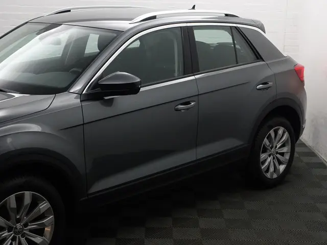 Volkswagen T-Roc 1.0 TSI Advance+ 2018 Benzine 23