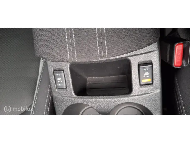 Nissan QASHQAI 1.2 ,Pano,stoelverw,trekhaak 2017 Benzine 10