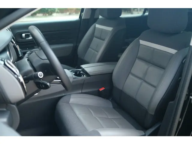 Citroën C5 Aircross PT 130 Feel 2021 Benzine 27