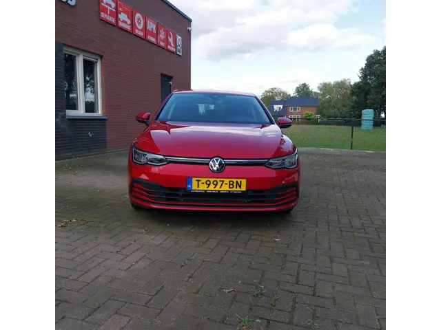 Volkswagen Golf 1.5 TSI Life Business 2022 Benzine 7