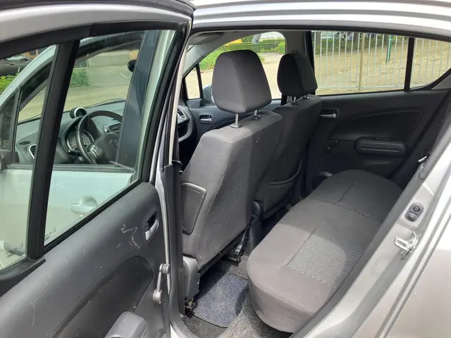 Suzuki Splash 1.0 VVT Exclusive Airco 2013 Benzine 9