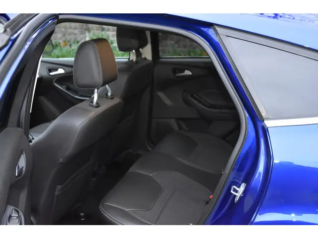 Ford Focus 1.0 First Edition 2015 Benzine 8
