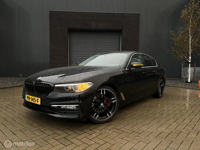 BMW 5 Serie 520i High Executive 2017 Benzine 38