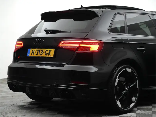 Audi RS3 Sportback 2.5 TFSI 550pk quattro 2019 Benzine 36