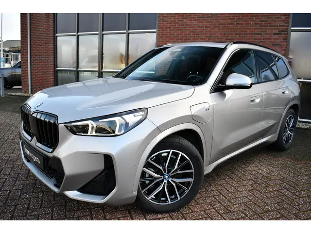 BMW X1 xDrive25e M-Sport 2024 Hybride Benzine 77