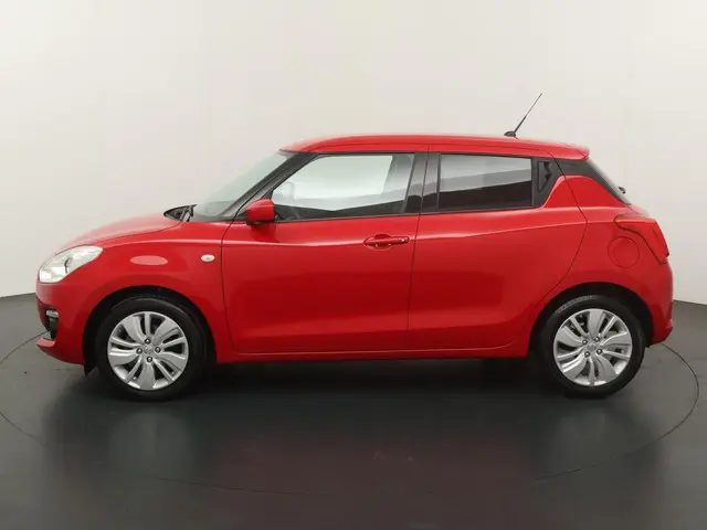 Suzuki Swift 1.2 Select 2018 Benzine 2