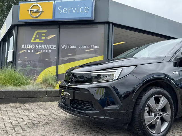 Opel Grandland 1.2 Turbo GS 2024 Benzine 5