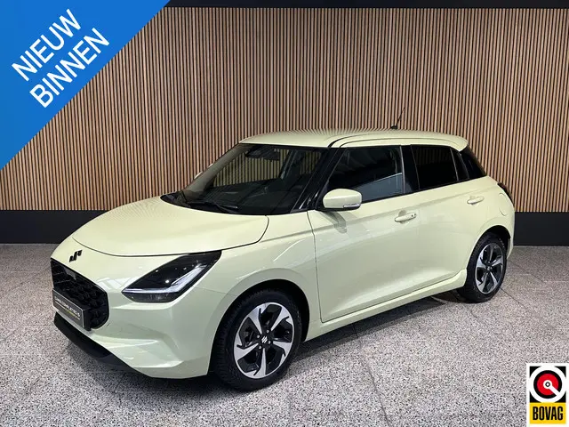 Suzuki Swift 1.2 Select Smart Hybrid 2025 Benzine