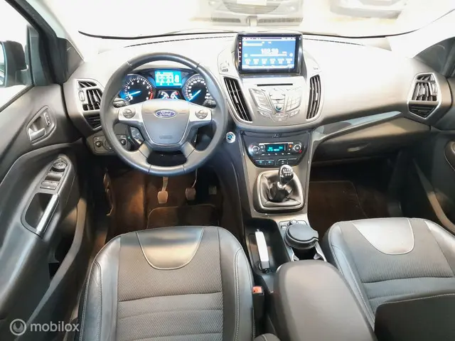 Ford Kuga 1.6 Titanium 2013 Benzine 13