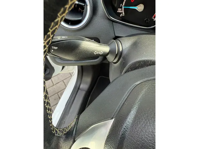 Ford Fiesta 1.0 EcoBoost Titanium 2016 Benzine 33