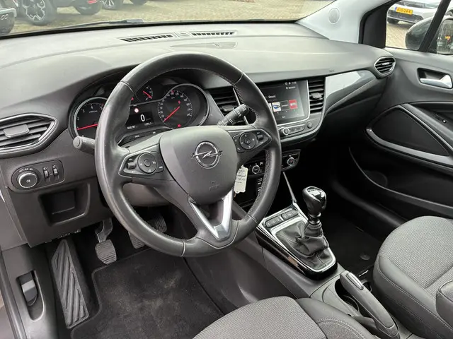 Opel Crossland 1.2 Turbo Elegance 2022 Benzine 33