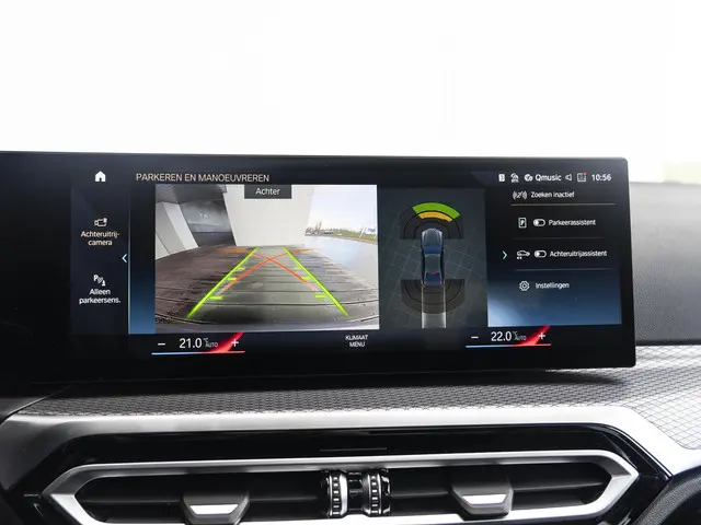 BMW 3 Serie Sedan 330e 2023 Hybride Benzine 31