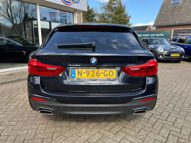 BMW 5 Serie Touring 525d High Executive 2018 Diesel 26