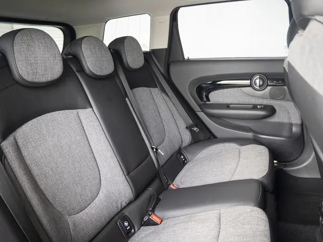 MINI Clubman One Classic 2021 Benzine 10