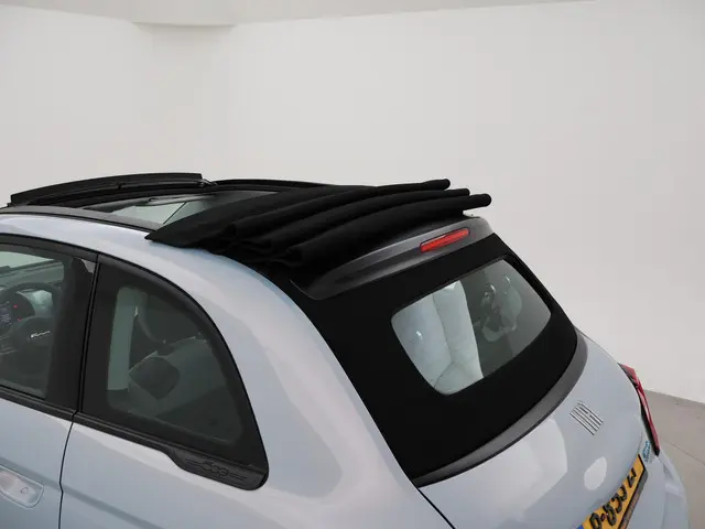Fiat 500e 42 kWh Aut. *CELESTIAL BLUE* 2021 Elektrisch 31