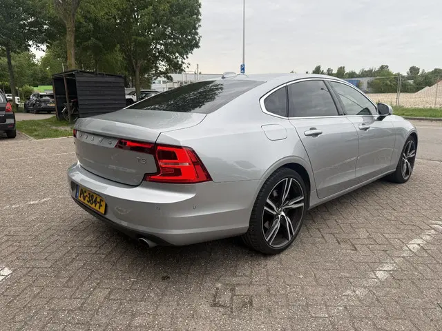 Volvo S90 2.0 T5 2017 Benzine 26
