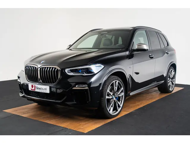 BMW X5 M50i High Executive 2021 Benzine 31