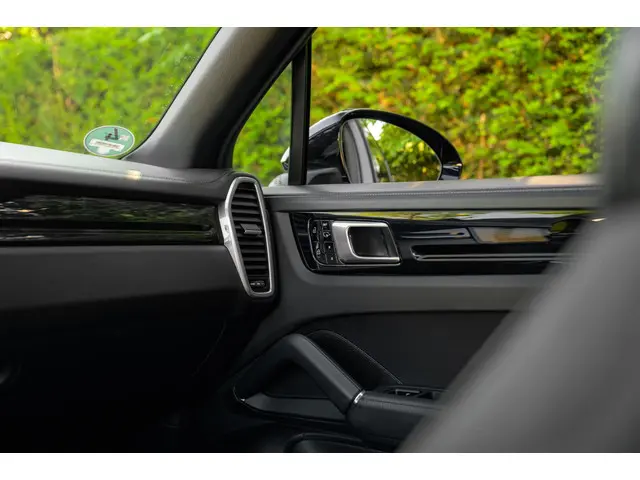 Porsche Cayenne E-Hybrid 2021 Hybride Benzine 22