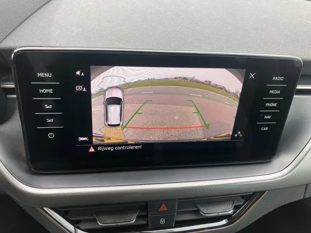 Škoda Kamiq 1.0 TSI Bus.Ed. 2021 Benzine 29