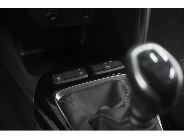 Opel Corsa 1.2 Turbo 100 Ultimate 2023 Benzine 41