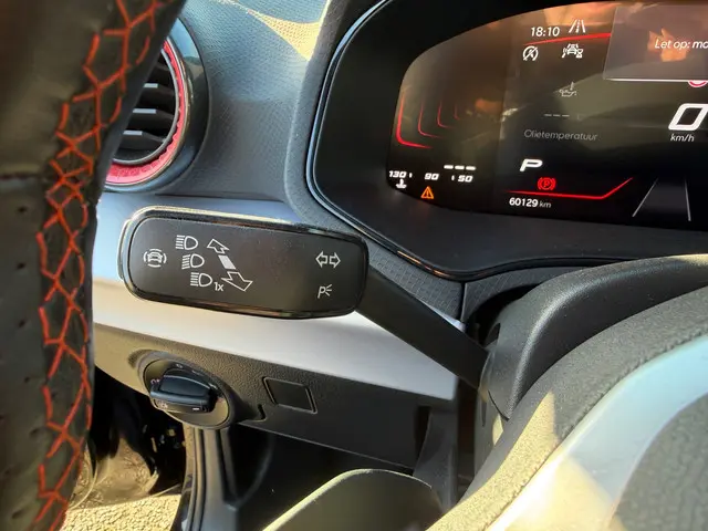 SEAT Arona 1.0 TSI FR Business Connect 2023 Benzine 17