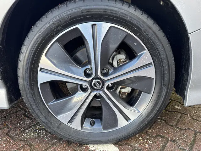 Nissan Leaf N-Connecta 40 kWh 2019 Elektrisch 3