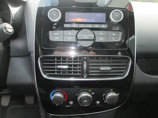 Renault Clio Estate 0.9 TCe Life 2019 Benzine 15