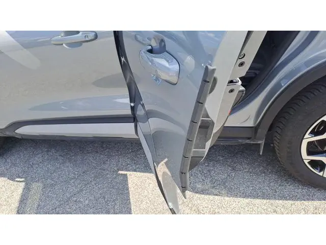 Ford Kuga 2.5 FHEV Active X 2024 Hybride Benzine 9