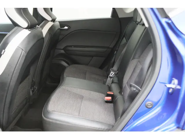 Renault Captur 1.3 TCe 130 Intens 2020 Benzine 13