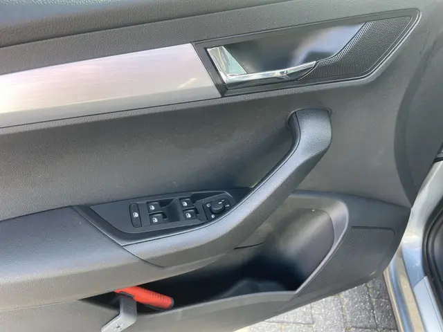 Škoda Karoq 1.0 TSI Clever Edition 2019 Benzine 9