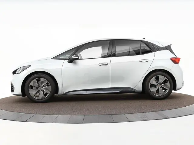 CUPRA Born 204pk Business 62 kWh 2024 Elektrisch 27