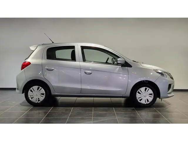 Mitsubishi Space Star 1.2 Connect+ 2024 Benzine 5