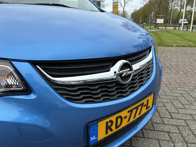 Opel KARL 1.0 ecoFLEX Innovation 2017 Benzine 29