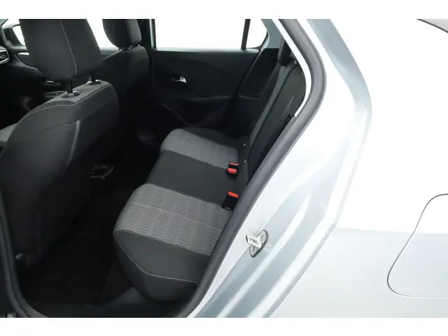 Opel Corsa 1.2 Edition 2022 Benzine 17