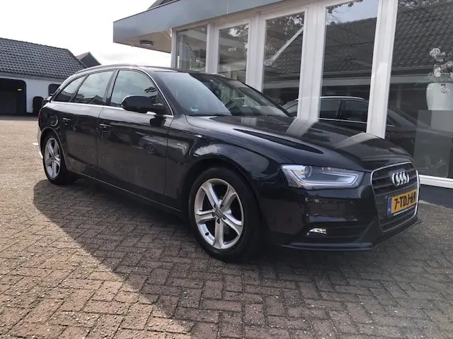 Audi A4 Avant 2.0 TDI 150pk Business Edition 2014 Diesel 12