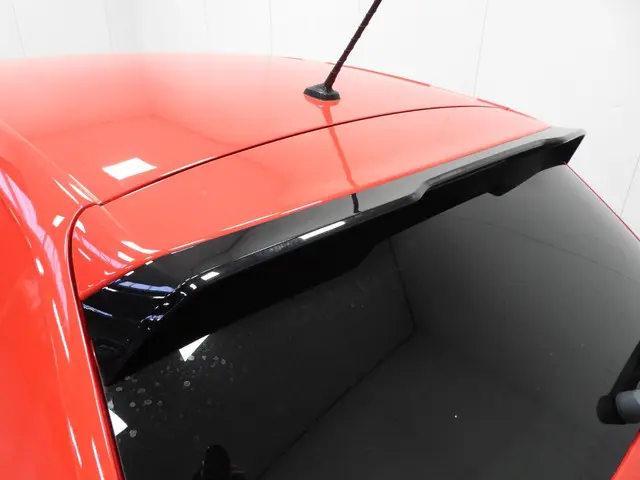 Volkswagen Polo 1.0 MPI R-Line 2019 Benzine 23