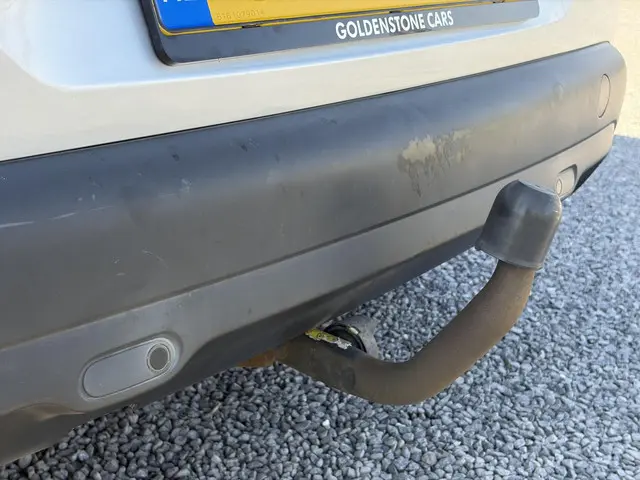 Citroën C4 Cactus 1.2 PureTech Shine 2016 Benzine 34