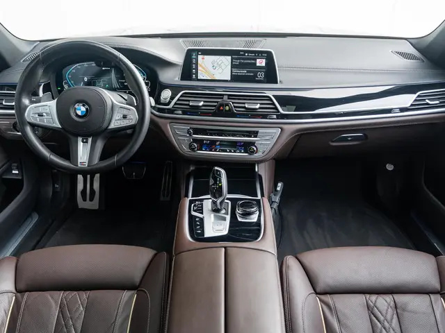 BMW 7 Serie Sedan 745e 2021 Hybride Benzine 7
