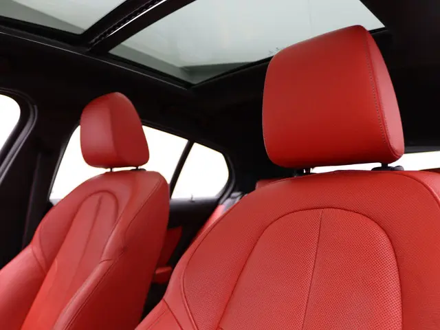 BMW 1 Serie 5-deurs 118i 2021 Benzine 11