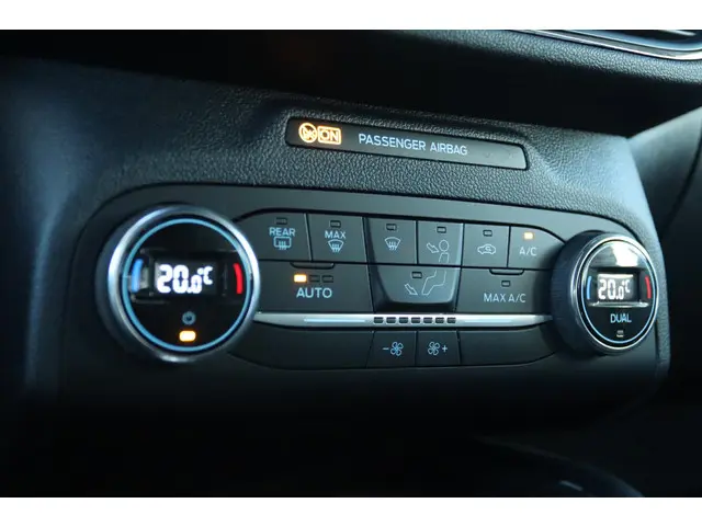 Ford Kuga 2.5 PHEV ST-LINE X 2021 Hybride Benzine 32