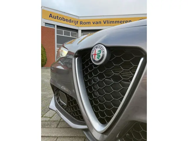 Alfa Romeo Giulia 2.0T Super 2020 Benzine 3