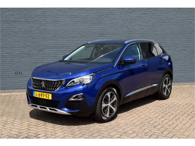 Peugeot 3008 1.2 PureTech Allure 2017 Benzine